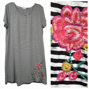Maurices Striped T-shirt Dress Floral Embroidery Jersey Knit Shift A-Line Casual